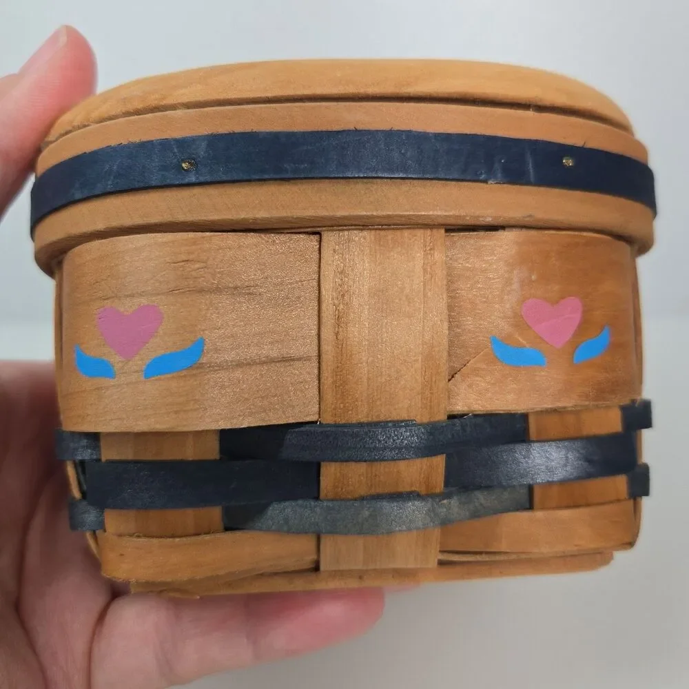 VTG Handmade Wooden Potpourri Basket with Heart Lid & Wire Insert Rustic Country